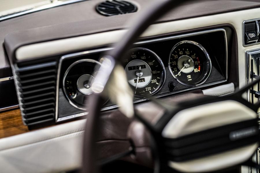 Панель приборов BMW 2002 ti Garmisch Recreation 2019 года  (фото 86 из 192)